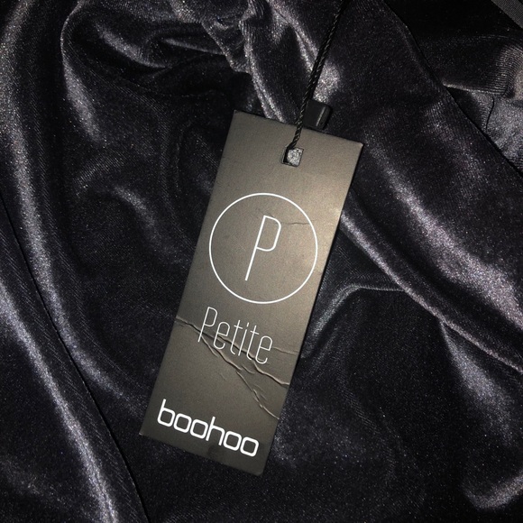 Boohoo Grey Velvet Dress - Picture 3 of 3